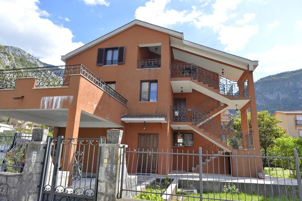 Apartment Damjan Cattaro Esterno foto